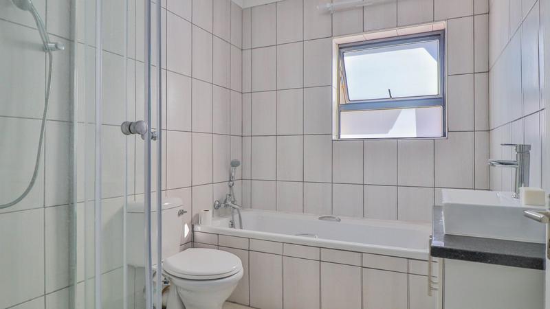 3 Bedroom Property for Sale in Heiderand Western Cape